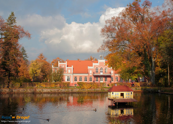 Wejherowo - Pałac Przebendowskich w parku miejskim