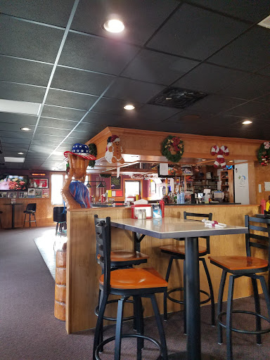 Bar & Grill «Team 36 Bar & Grill», reviews and photos, 101 2nd St NW, Mitchellville, IA 50169, USA