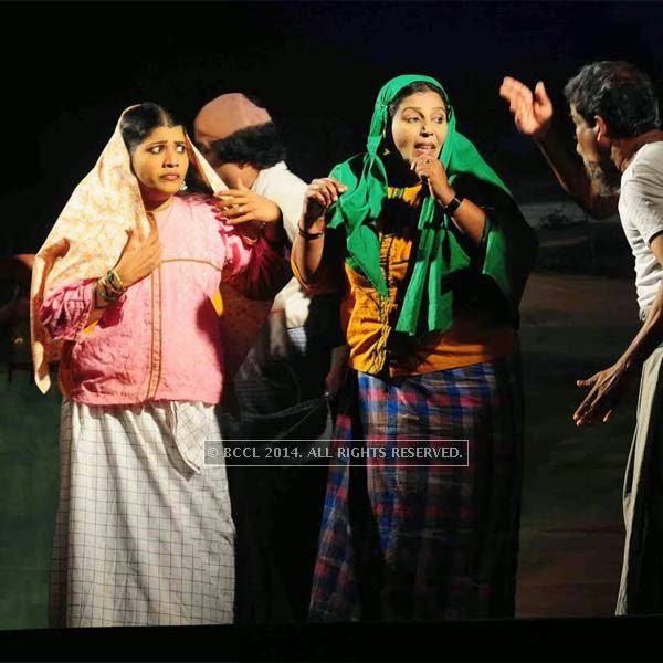 The theatre play by Chitradhara theatre troupe, and Duvidha by Jwala Karuvakkode were staged at Fine Arts Hall.