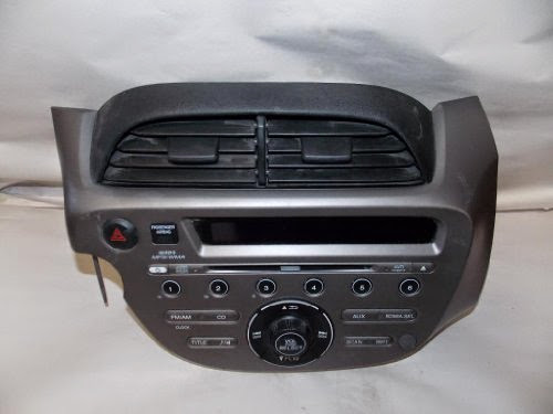 09-11 10 Honda Fit Radio CD Player MP3 2009 2010 2011 #4296