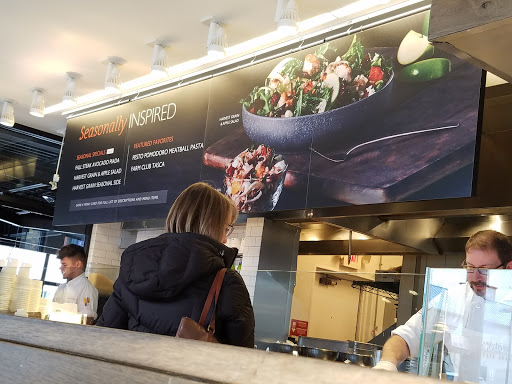 Italian Restaurant «Piada Italian Street Food», reviews and photos, 4025 Easton Station, Columbus, OH 43219, USA