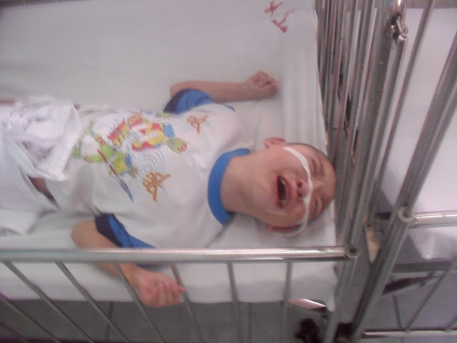 Nhận xin các loại quần áo, chăn gối cũ, đồ chơi, sách truyện cũ, để làm từ thiện.Thân - 31