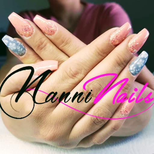 Nanni Nails logo