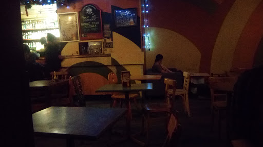 Pub-Kawiarnia "Albo tak"