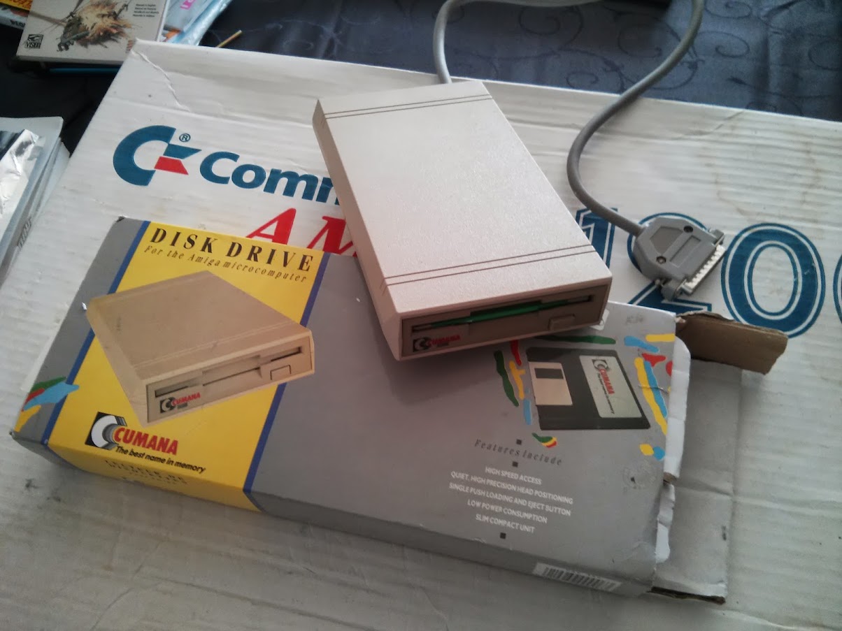 [ESTIM] Amiga 1200 UK  complet en boite + Carte Extension Mémoire IMG_20130720_160216