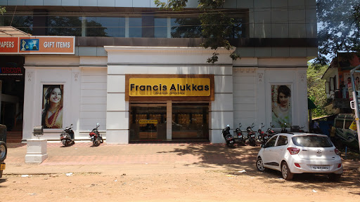 Francis Alukkas, NH 17, Edodi, Vadakara, Kerala 673104, India, Jeweller, state KL