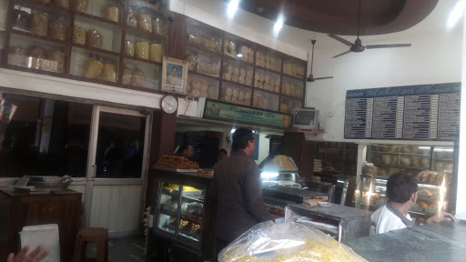 Mahajan Sweets, Near R.S. Tower, Chowk Bijli, Katra baghian,,, Hall Bazar, Katra Ahluwalia, Amritsar, Punjab 143001, India, Sweet_shop, state PB