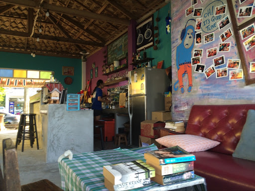 4 Monkeys Coffee Bar