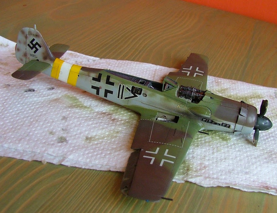 [Tamiya] Focke Wulf FW 190D-9 - Page 4 DSCF9918