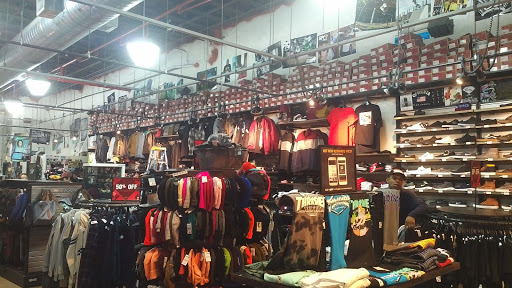 Clothing Store «Zumiez», reviews and photos, 313 Burr Ln, Lake Grove, NY 11755, USA