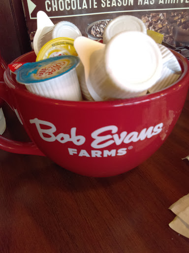 Family Restaurant «Bob Evans», reviews and photos, 5421 Beckley Rd, Battle Creek, MI 49015, USA