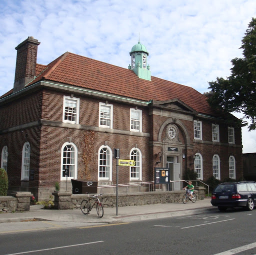 Pembroke Library