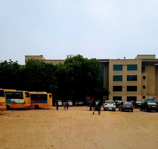 K.R. Mangalam World School, H-Block, Behind PVR Sonia Complex, Vikas Puri, Delhi, 110018, India, Private_School, state DL