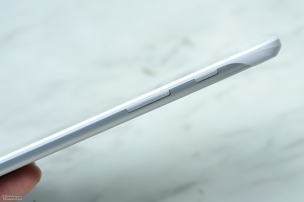 LG_G_Pad_8.3-3.