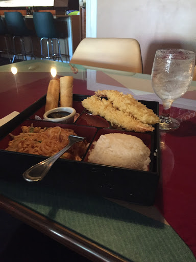 Thai Restaurant «Siam Thai & Sushi», reviews and photos, 81 9th St S, Naples, FL 34102, USA