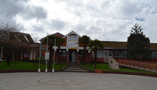 Colegio Teresiano, Av. España 1125, Nacimiento, Región del Bío Bío, Chile, Colegio | Bíobío