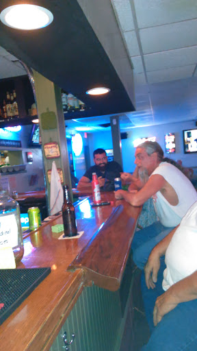 Bar & Grill «Bailey pub & grub», reviews and photos, 918 E Euclid Ave, Des Moines, IA 50316, USA