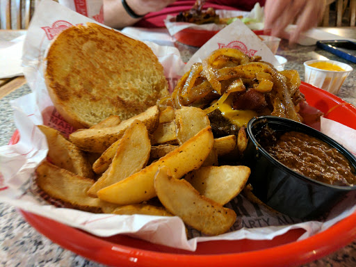 Hamburger Restaurant «Fuddruckers», reviews and photos, 10435 N Kings Hwy, Myrtle Beach, SC 29572, USA