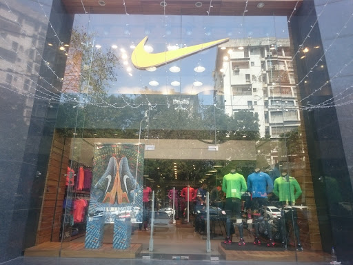 Nike, 116 A, VR Surat, Dumas Rd, New Magdalla, Surat, Gujarat 395007,  India, Running_Shop, state GJ