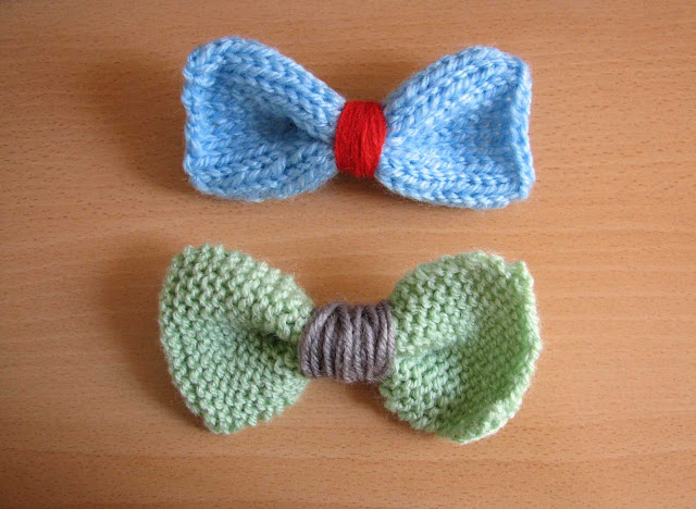 lazos de punto/knitted bows