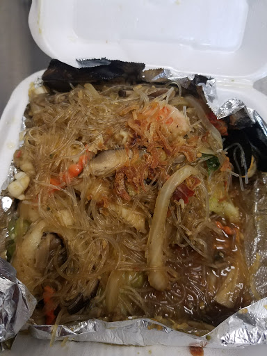 Mom Can Cook Thai Kitchen