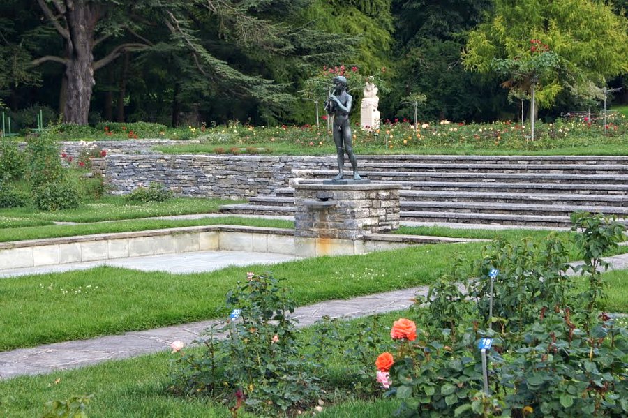 Путешествие с ребёнком из Женевы в Ля Рошель с посещением исторического парка развлечений Puy du Fou.
