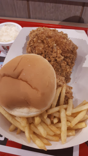 KFC, Al Dhait South - Ras al Khaimah - United Arab Emirates, Meal Takeaway, state Ras Al Khaimah