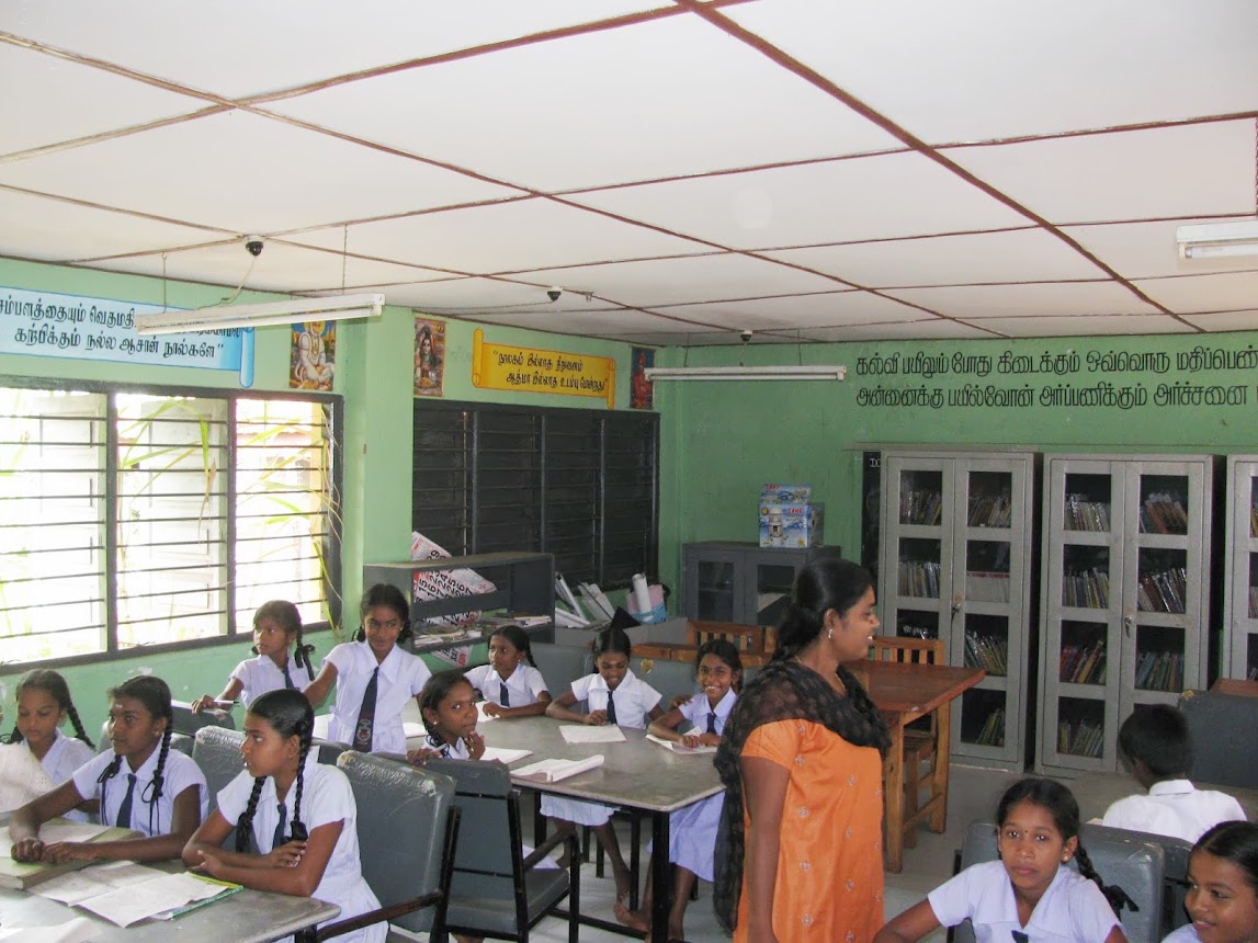 Шри-Ланка. Сельская школа. Последний день перед каникулами.