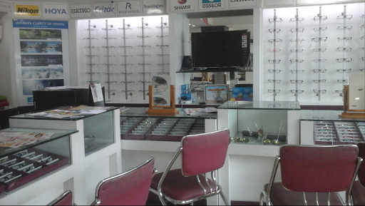 Vision Care, Kaniampuzha Rd, Vyttila Junction, Vyttila, Kochi, Kerala 682019, India, Optometrist_Shop, state KL
