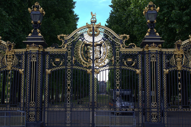 gates