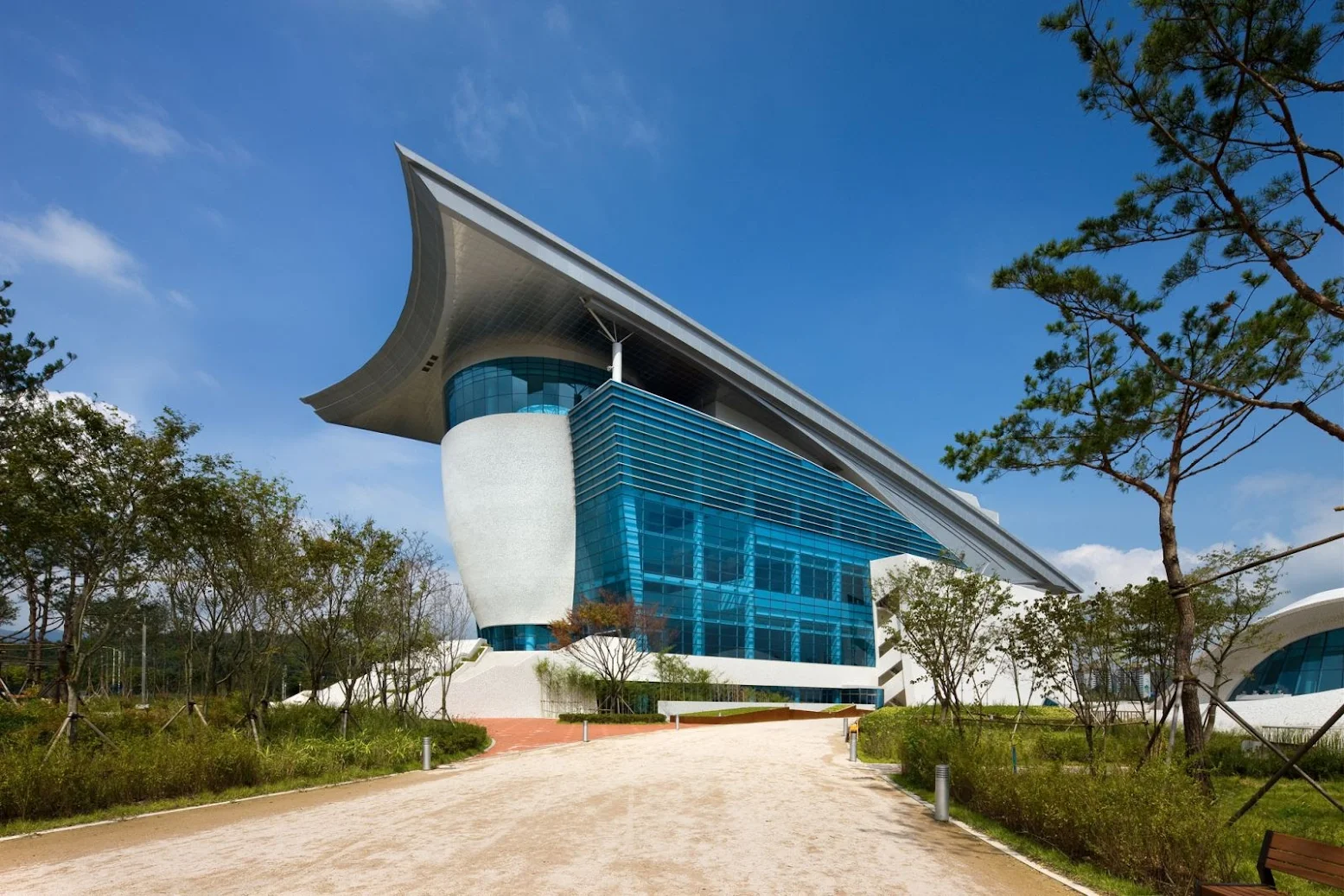 Gyeongju Arts Center by Samoo Architects Engineers
