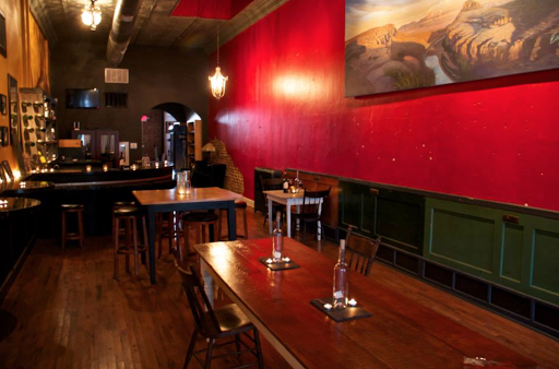 Wine Bar «Q Enoteca», reviews and photos, 308 W Commercial St, Springfield, MO 65803, USA