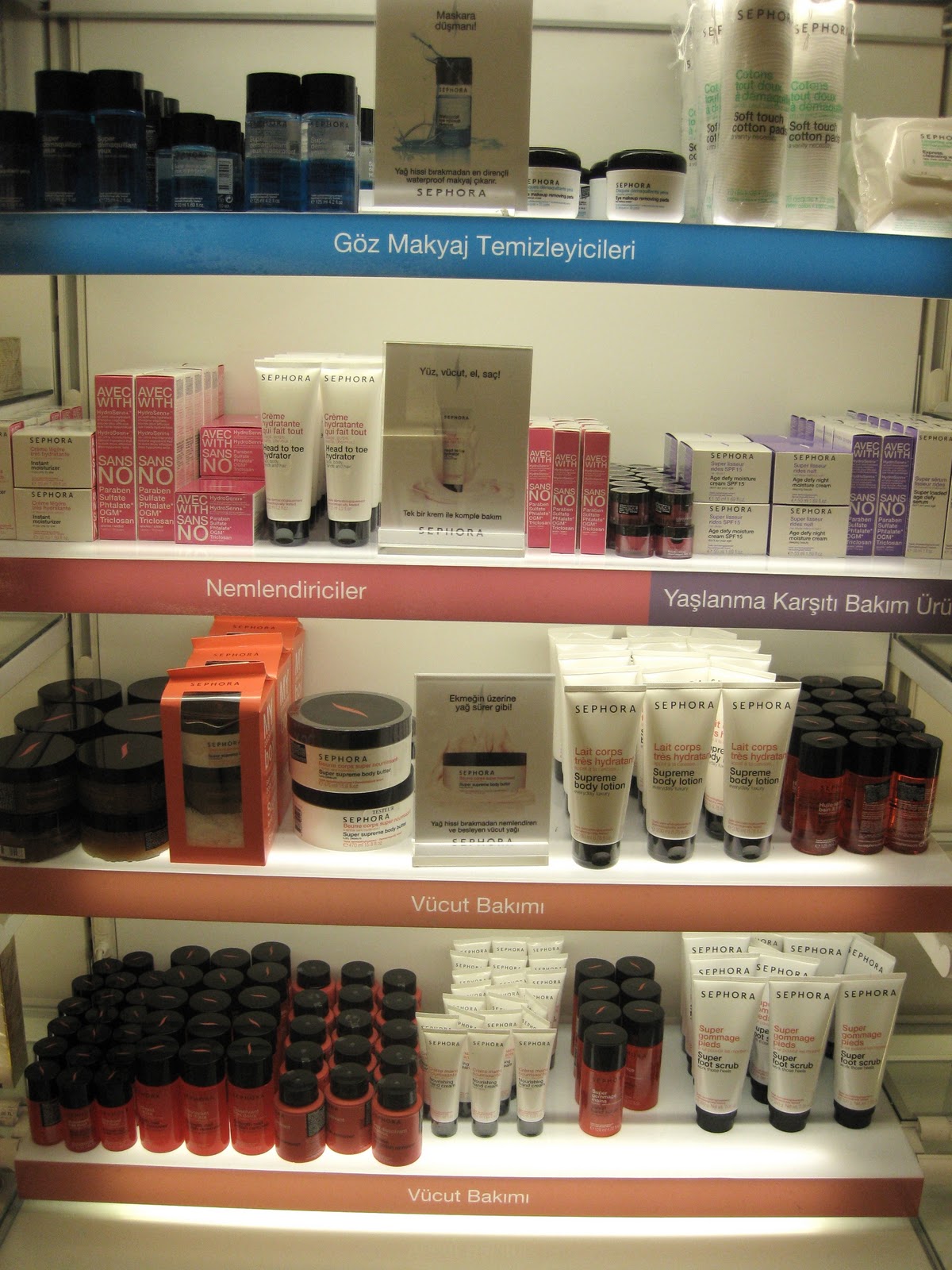 Sephora’nın yenilenen cilt bakım serisiyle, ciltler çok daha sağlıklı ve mutlu Sephora’nın yenilenen cilt bakım serisiyle, ciltler çok daha sağlıklı ve mutlu