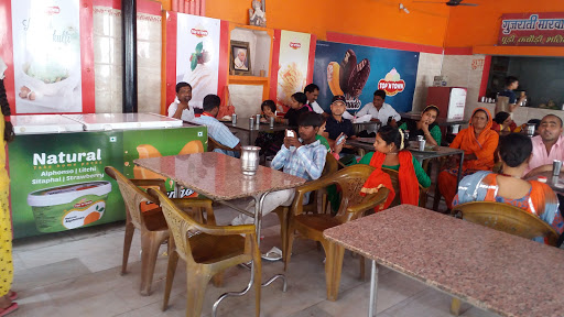 Ghanshyam Bhojnalaya & Family Restaurant, Near Bus Stand, Gokul barrage Rd, Mathura, Uttar Pradesh 281303, India, Vegetarian_Restaurant, state UP
