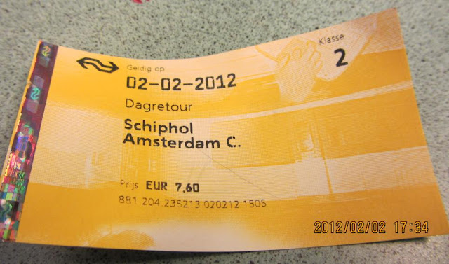 Schiphol前往阿姆斯特丹市區的火車票