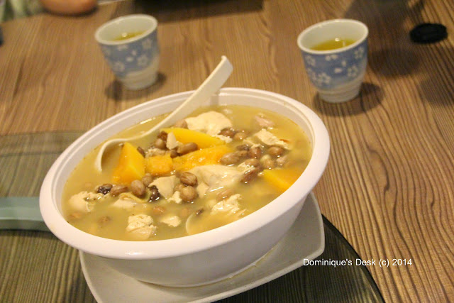 Tofu Soup with peanuts. 