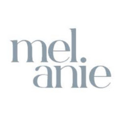 Melaniejulian - logo