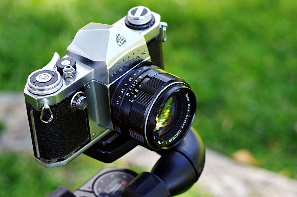 Asahi Pentax 'AP' (Tower 26) - Pentax M42 Screwmount Film SLRs - Pentax  Camera Reviews and Specifications