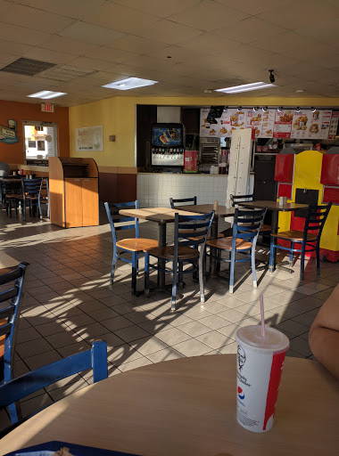 Fast Food Restaurant «KFC», reviews and photos, 817 Cowan Rd, Gulfport, MS 39507, USA