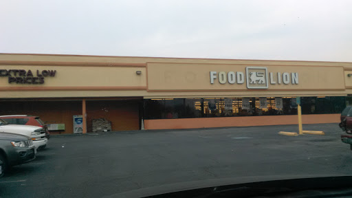 Grocery Store «Food Lion», reviews and photos, 945 N Main St b, Marion, VA 24354, USA