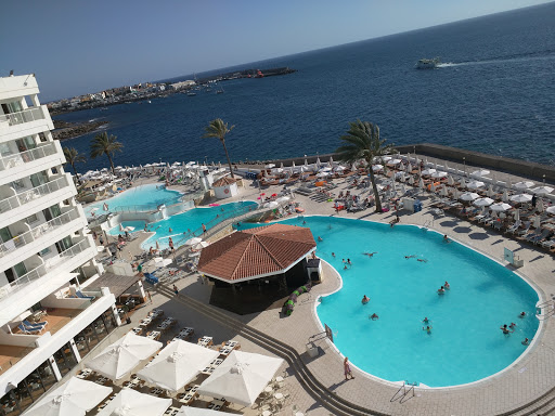 Sunwing Resort