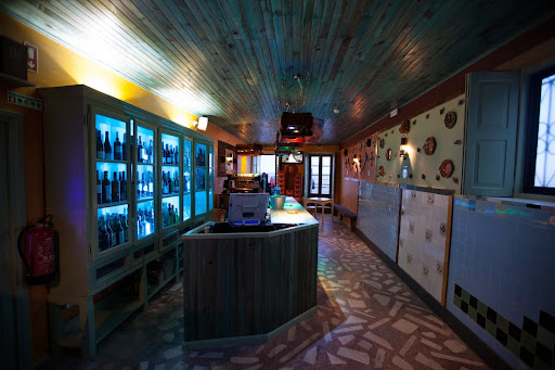 Teimoso - Restaurante, Hotel, Aquaparque e Taberna