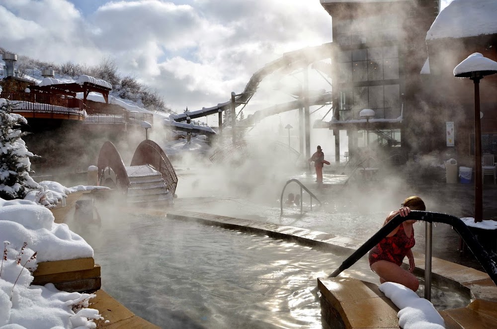 Hot town. Хот-Спрингс город. Old Town hot Springs.
