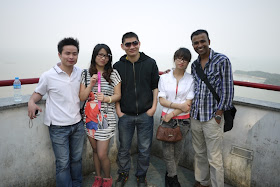 Five friends at Jingshan Park in Zhuhai