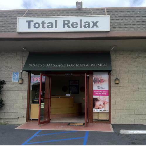 Total Relax Spa logo