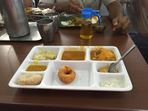 Sangeetha Veg Restaurant-SVR, Shop No: 21, Gandhi Irwin Road, Egmore, Chennai, Tamil Nadu 600008, India, Vegetarian_Restaurant, state TN