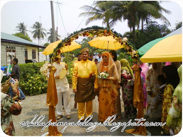 Happy anniversary yang ke-5! Happy anniversary yang ke-5!