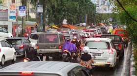 Hujan Plus Liburan Jalan A Yani Sempat Macet Total
