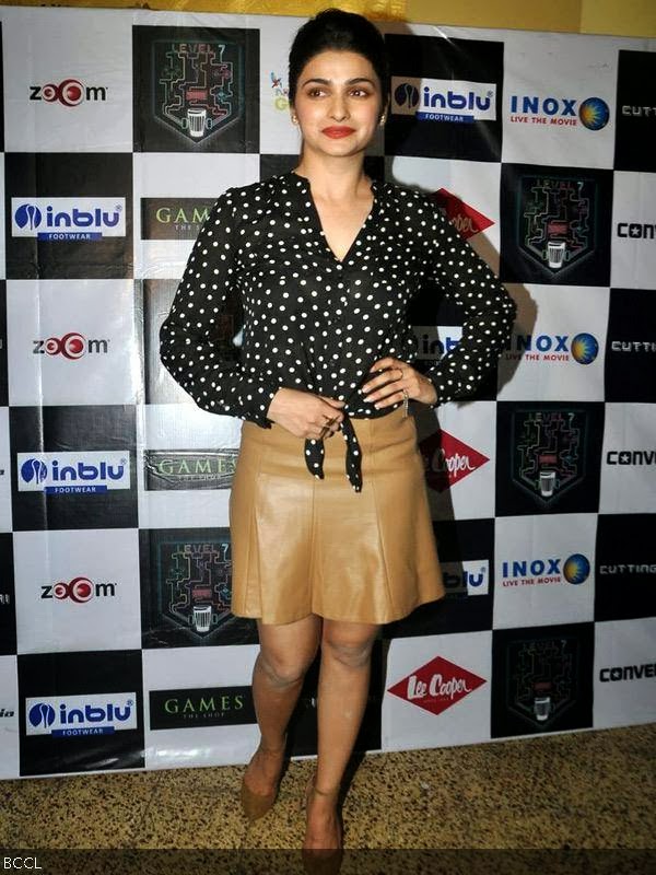 Actress Prachi Desai attends at Cutting Chai festival, held at National College, in Mumbai. (Pic: Viral Bhayani)