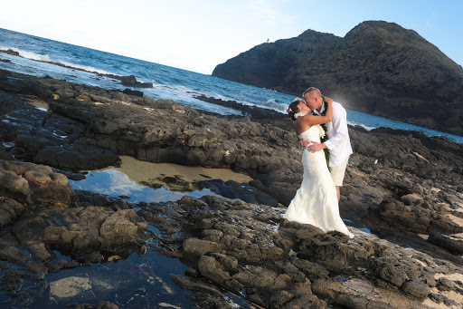 I Do Hawaiian Weddings